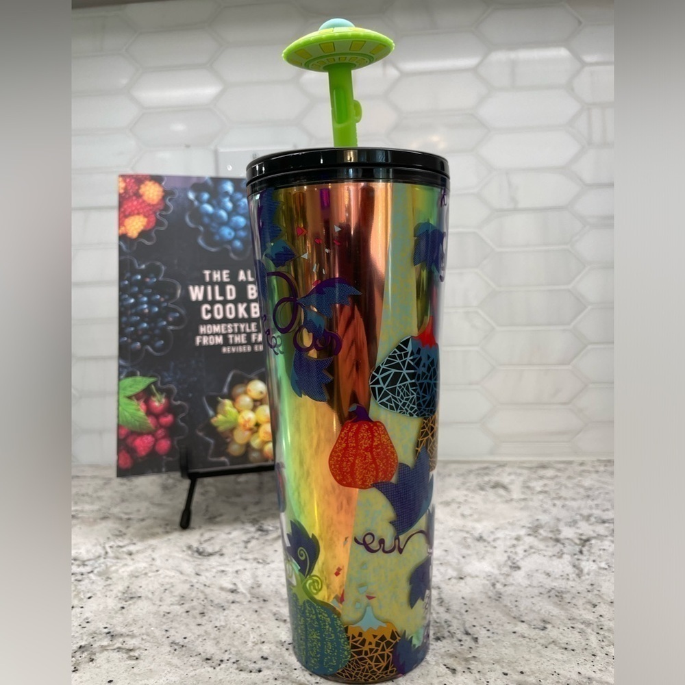 Starbucks 2024 Alien Spaceship & Pumpkin Glow in the Dark Topper Tumbler. NWT!
